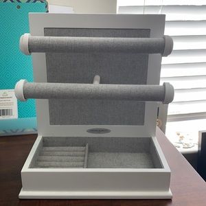 Cynthia Rowley jewelry organizer